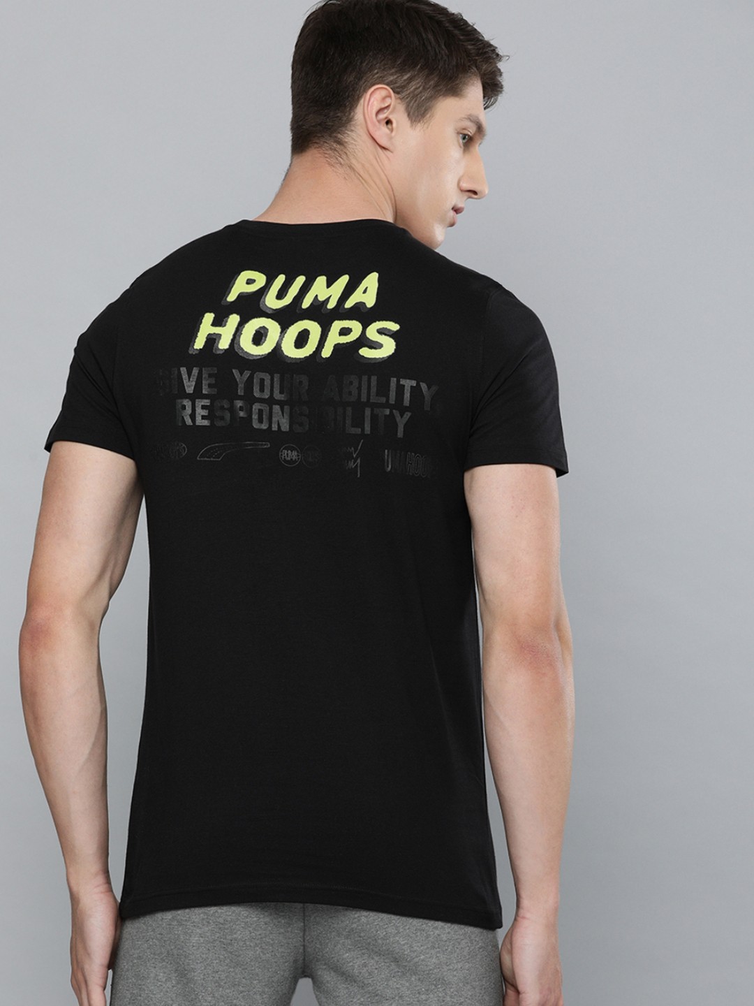 

PUMA Hoops Men Black Printed Round Neck BP SSPure Cotton T-shirt