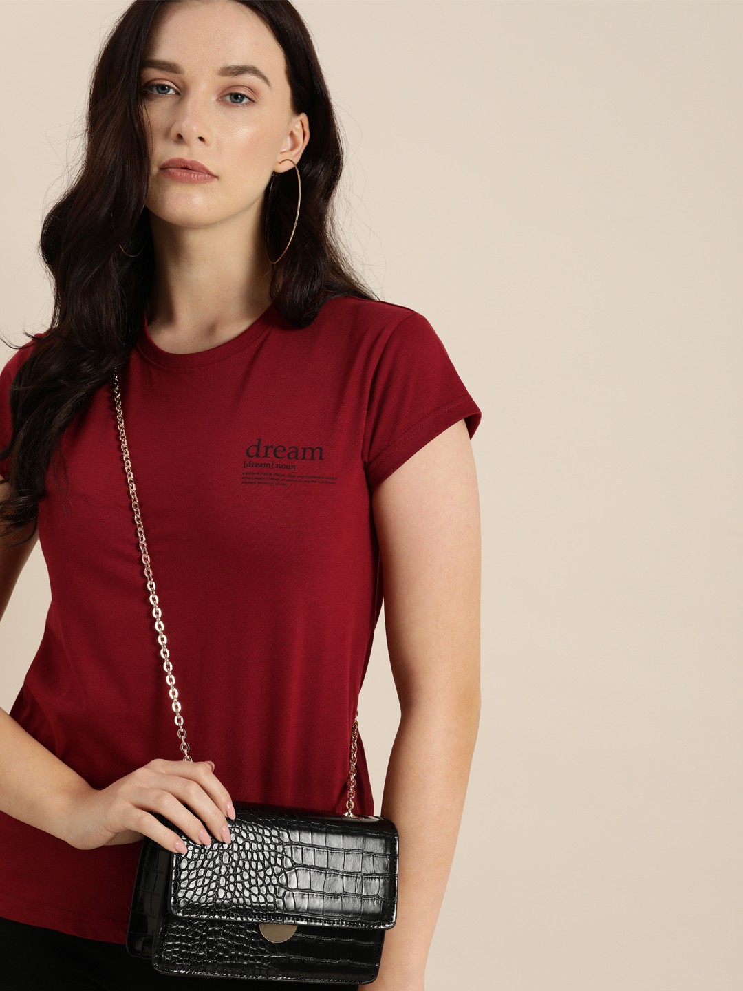 

DILLINGER Women Maroon Solid Round Neck Regular Fit T-shirt With Printed Detailing