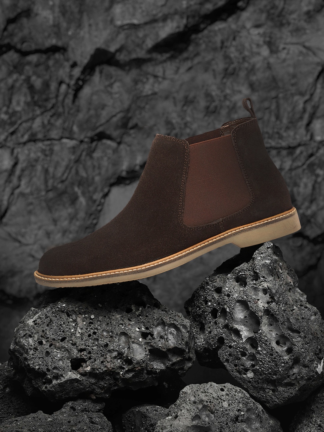 

Wrogn Men Brown Solid Leather Chelsea Boots