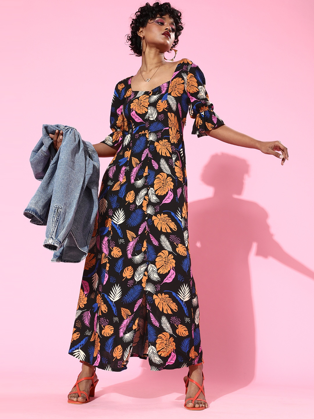 

DressBerry Women Stylish Black Floral Sweetheart Neck Dress