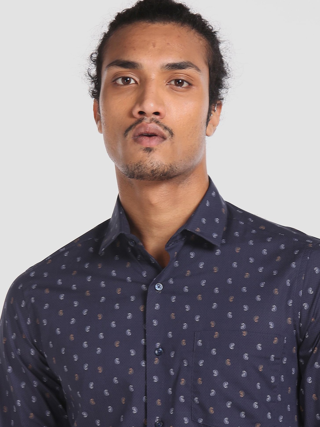 

Arrow Men Blue Regular Fit Printed Casual Shirt