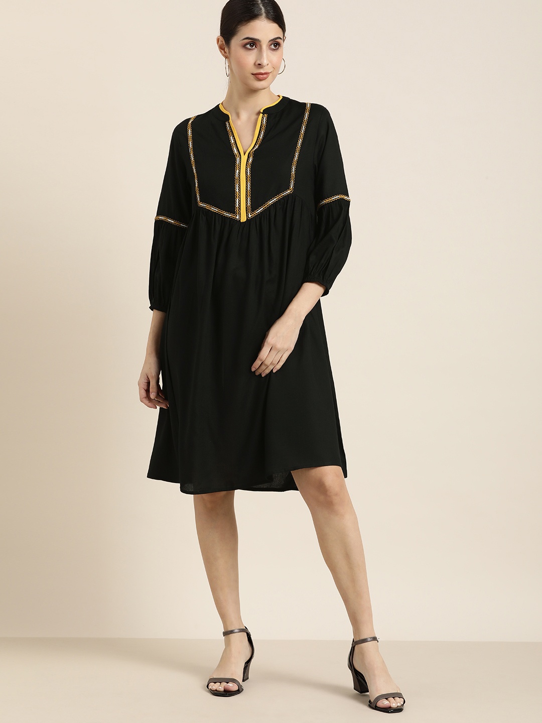 

all about you Women Stylish Black Solid Trapeze Dress