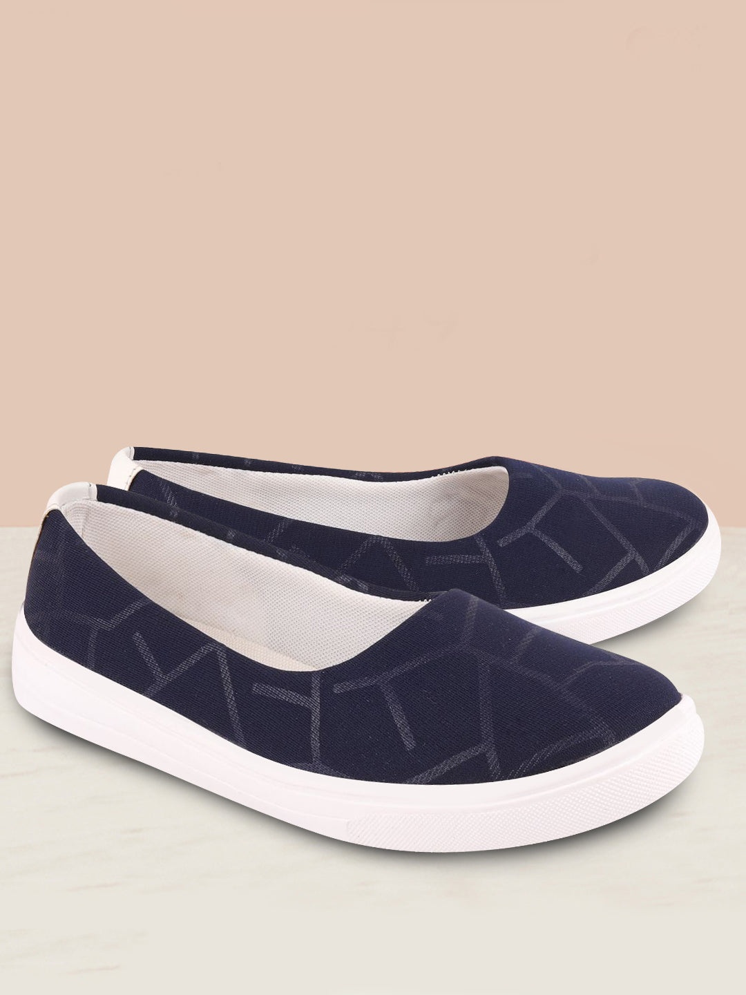 

FAUSTO Women Navy Blue Printed Canvas Ballerinas