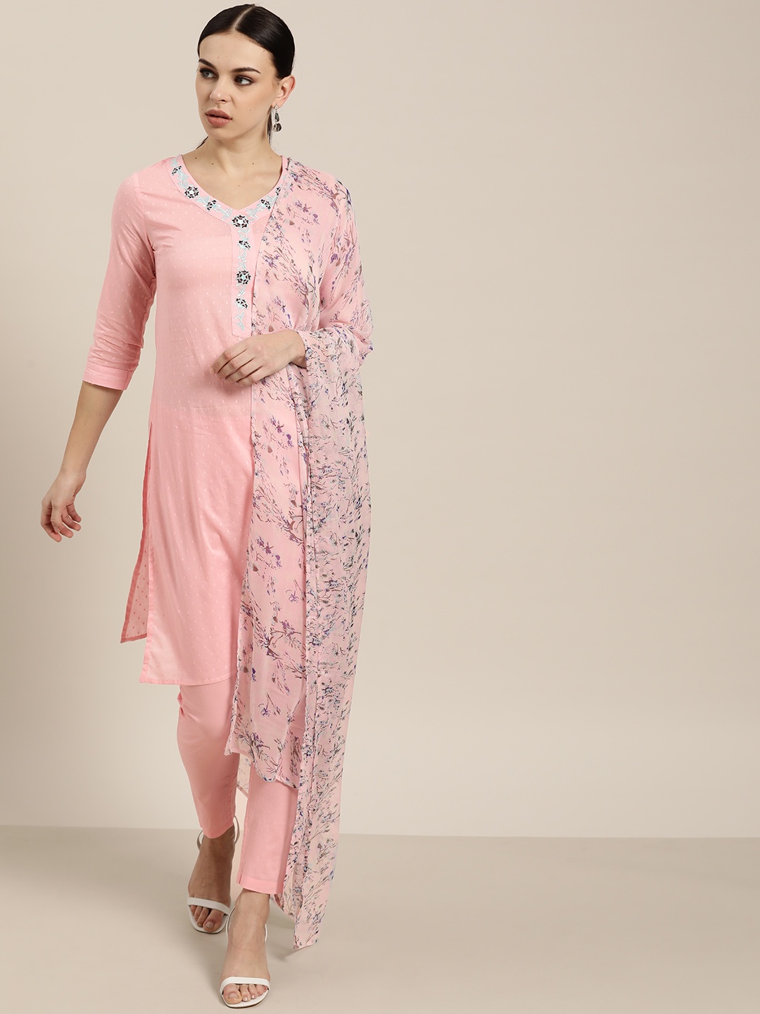 

all about you Women Pink Woven Design Cotton Kurta with Trousers & Dupatta