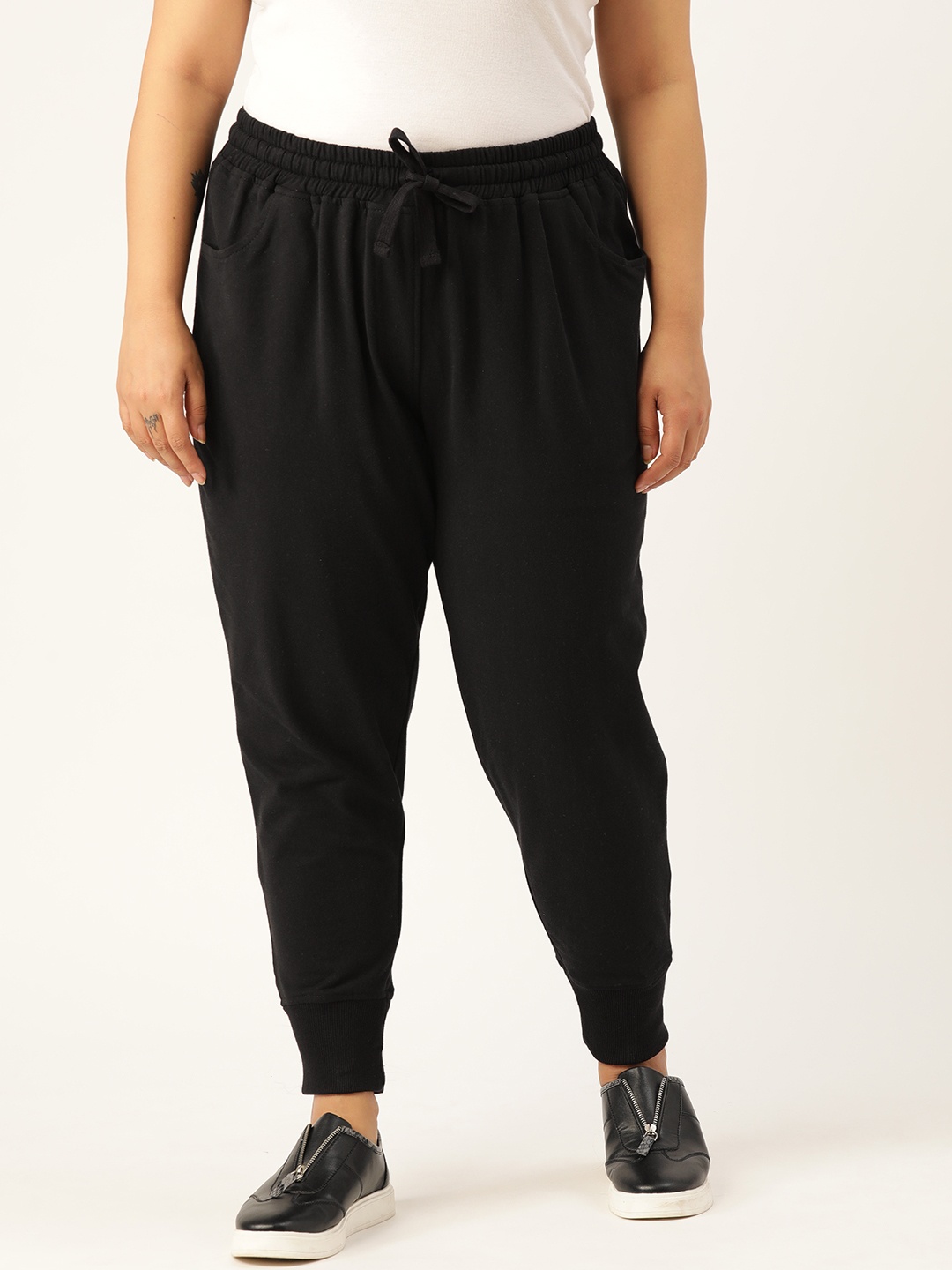 

Rute Plus Size Women Black Straight Fit Solid Joggers