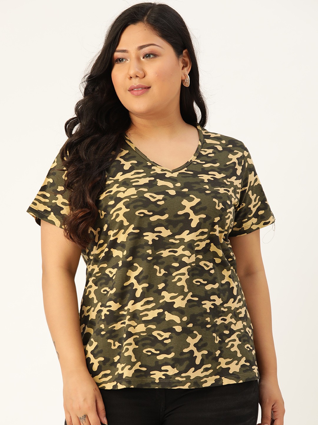 

Rute Women Olive Green Beige Camouflage Printed Pure Cotton V-Neck Pure Cotton T-shirt