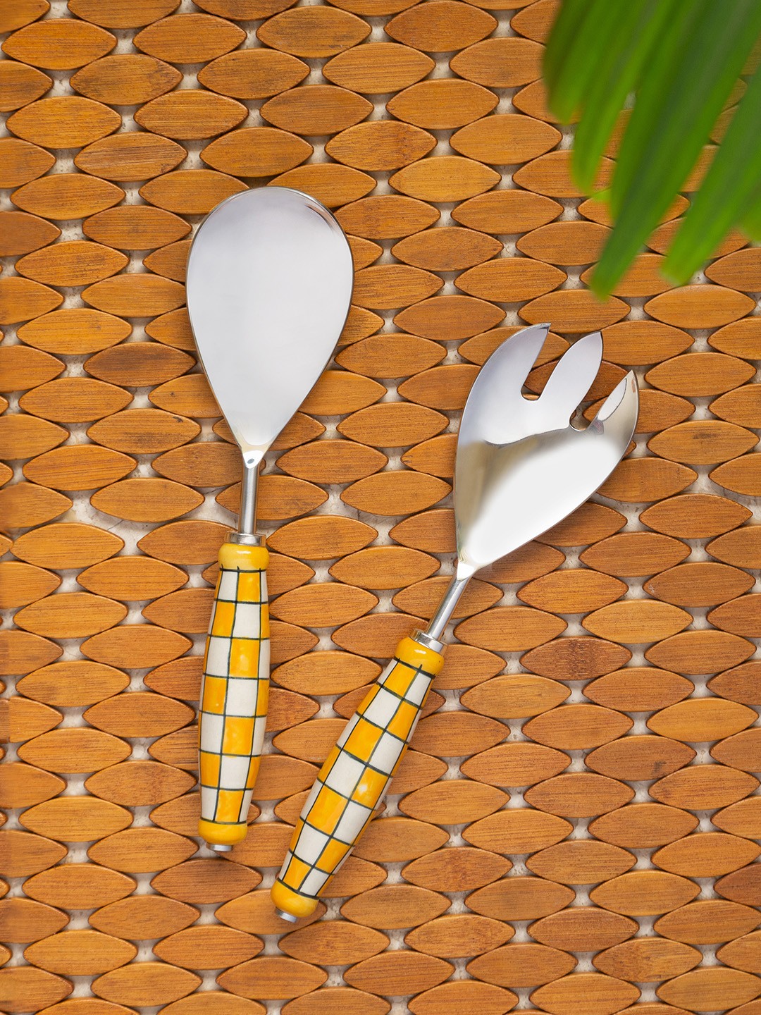 

ExclusiveLane Set of 2 Checked Handpainted Stainless Steel Serving Spoon & Fork, Yellow