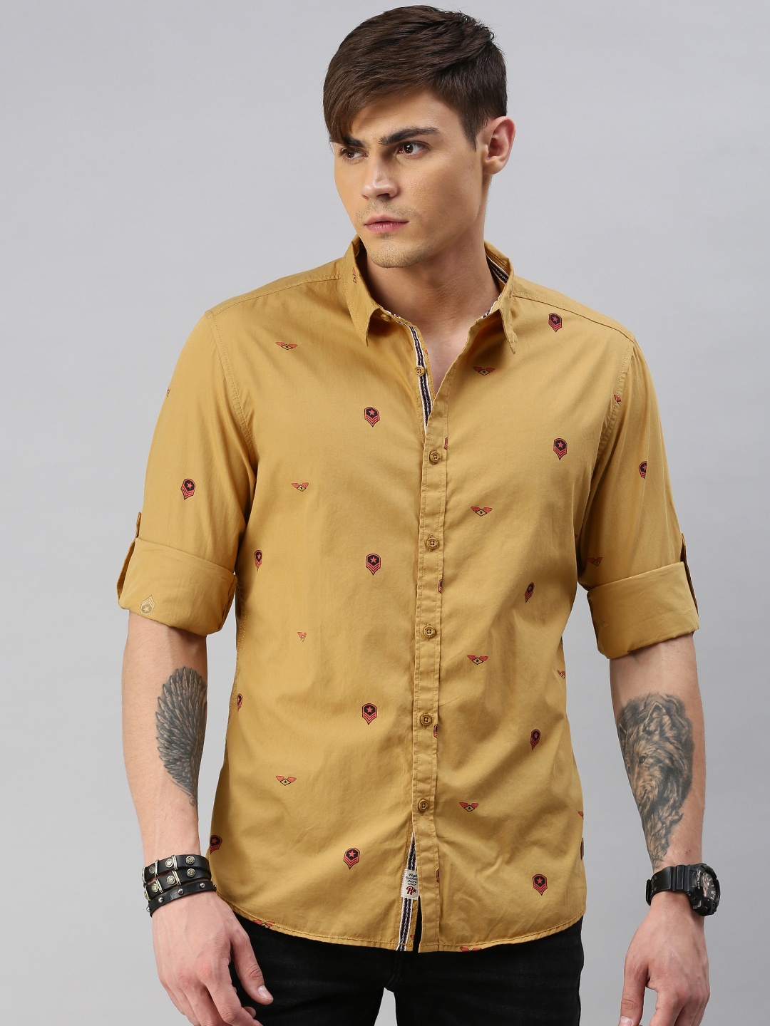 

The Roadster Lifestyle Co Men Brown Regular Fit Printed Casual Shirt