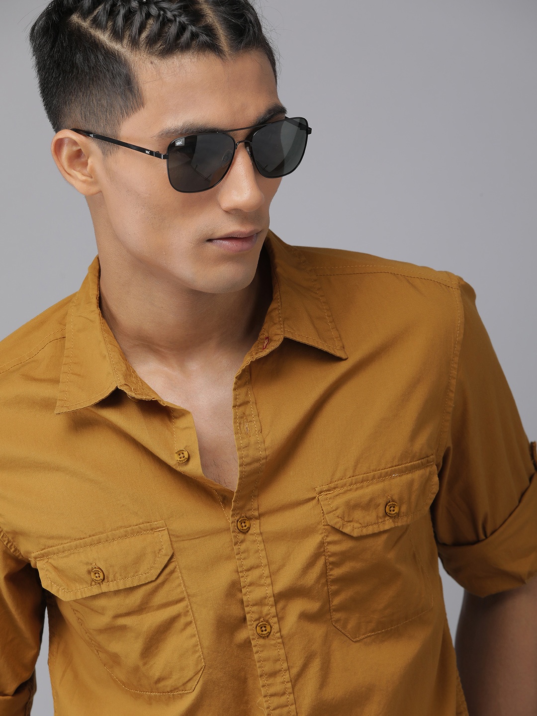 

The Roadster Lifestyle Co Men Mustard Yellow Solid Casual Poplin Shirt