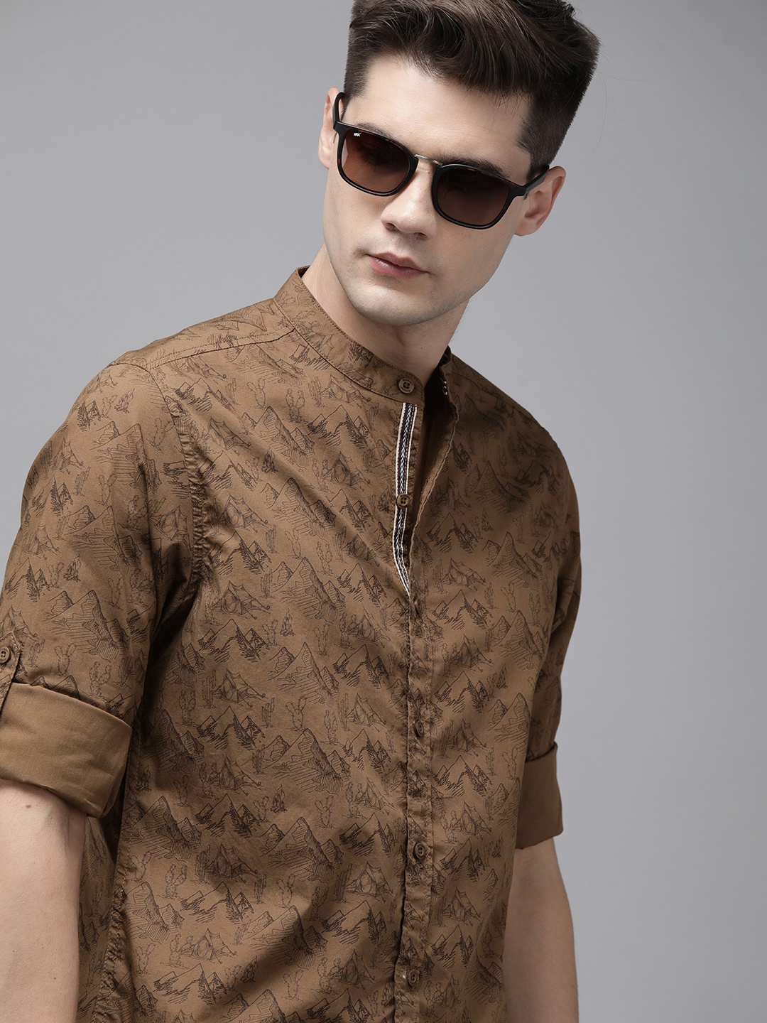 

The Roadster Lifestyle Co Men Brown Printed Casual Shirt