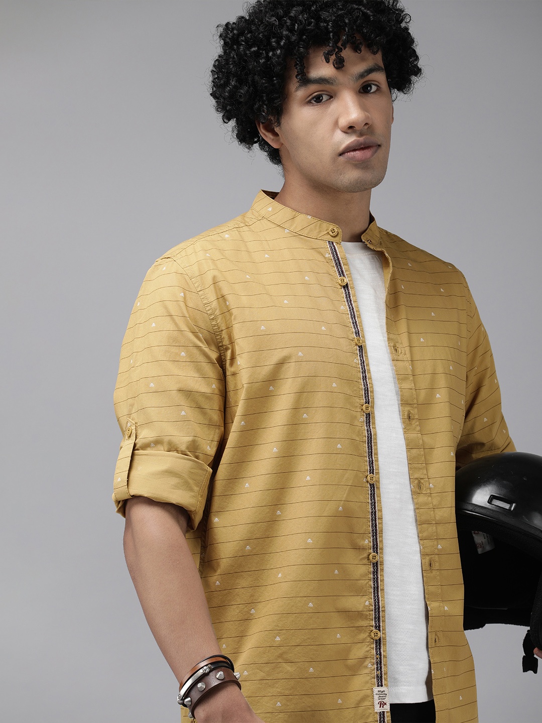 

The Roadster Lifestyle Co Men Khaki Horizontal Stripes Striped Casual Shirt