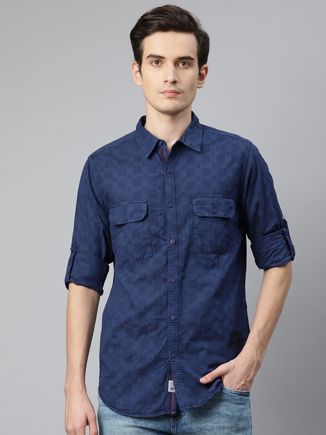 

The Roadster Lifestyle Co Men Navy Blue Regular Fit Printed Pure Cotton Casual Shirt