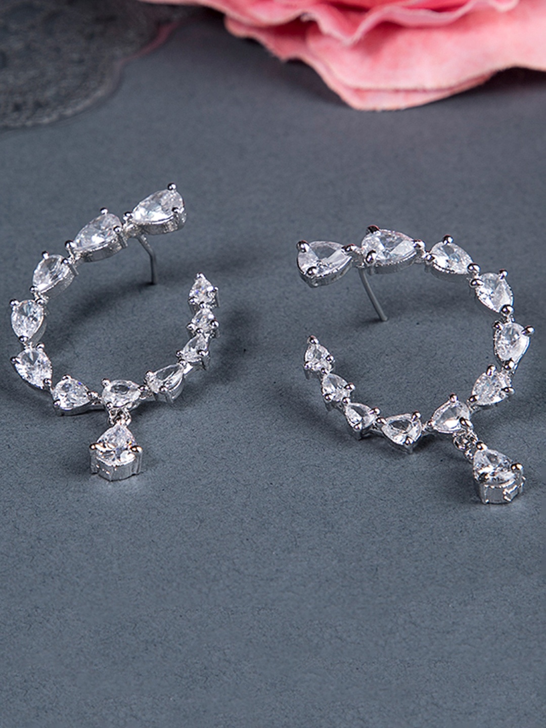 

Queen Be Silver-Toned Contemporary Drop Earrings