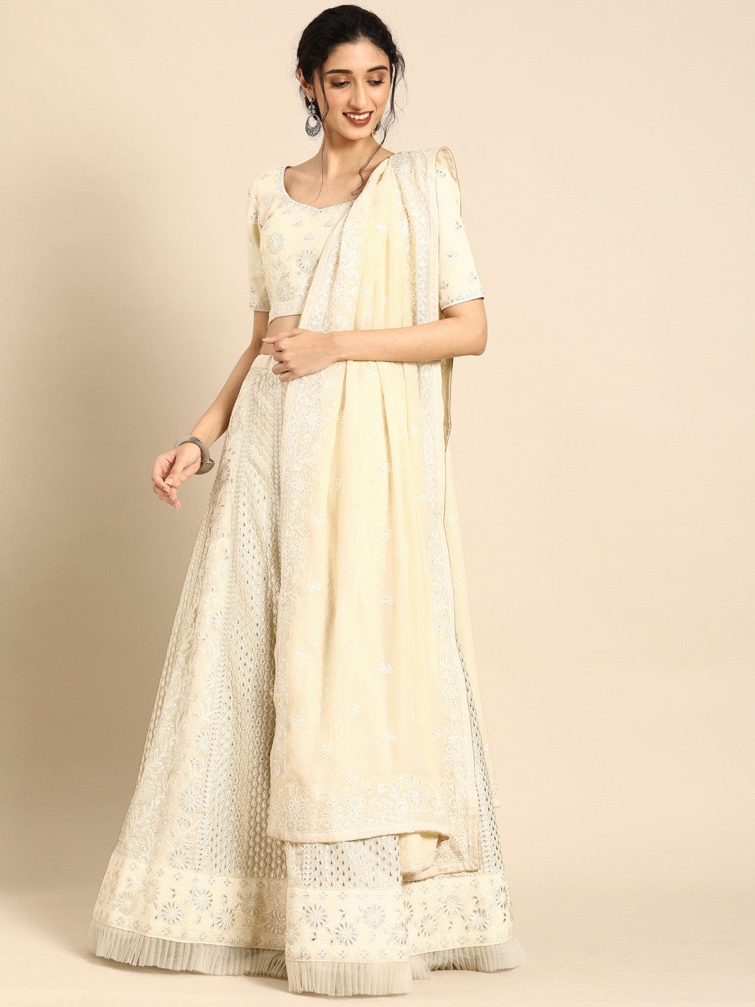 

Shaily White & Gold-Toned Embroidered Unstitched Lehenga & Blouse with Dupatta