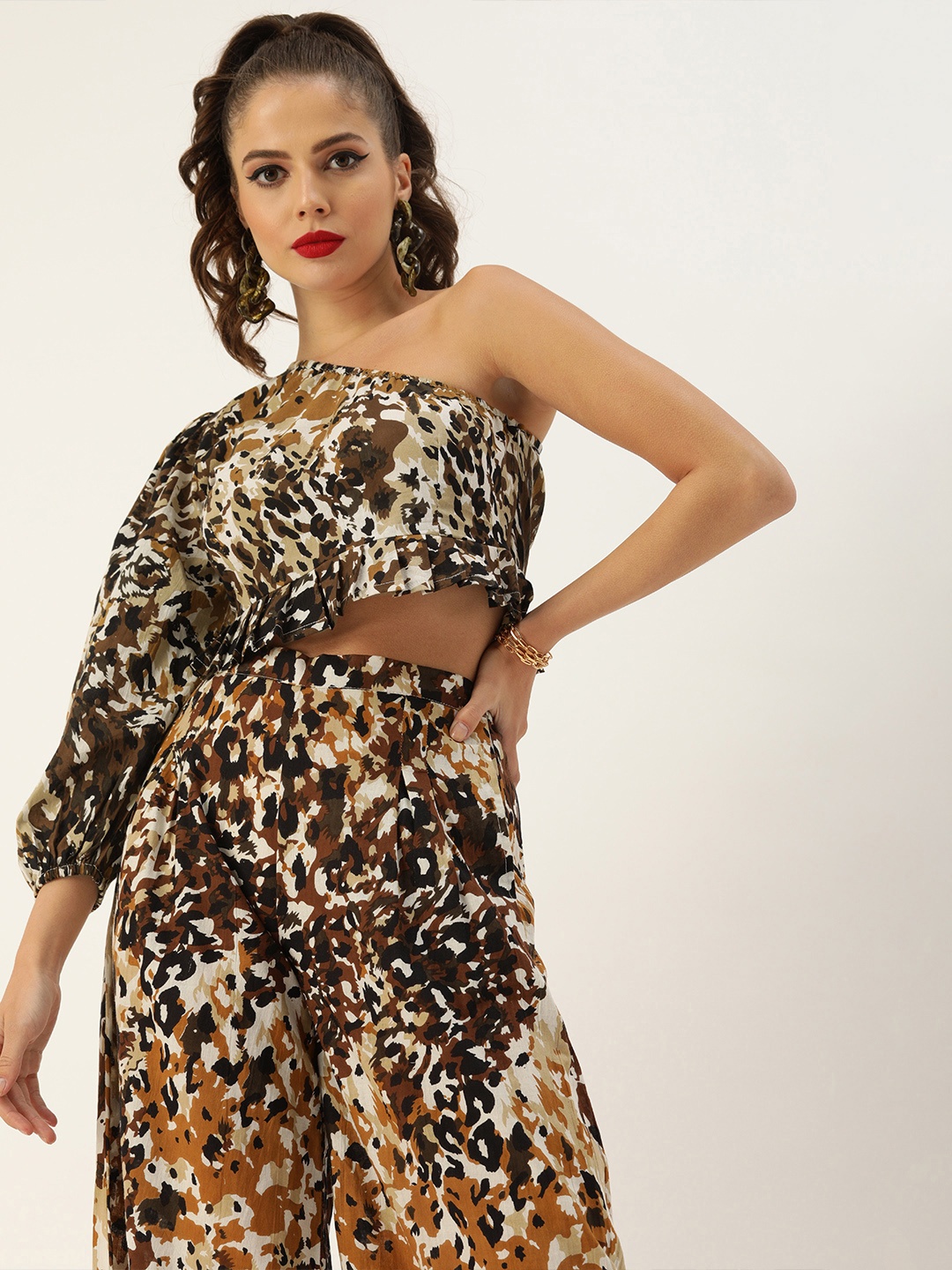 

The Dry State Brown & Beige Printed One Shoulder Puff Sleeves Pure Cotton Blouson Crop Top