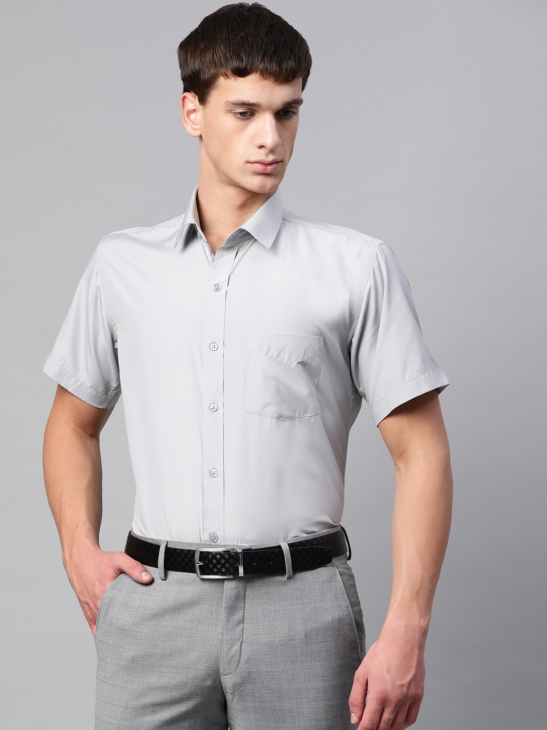 

English Navy Men Grey Polyester Slim Fit Solid Formal Shirt