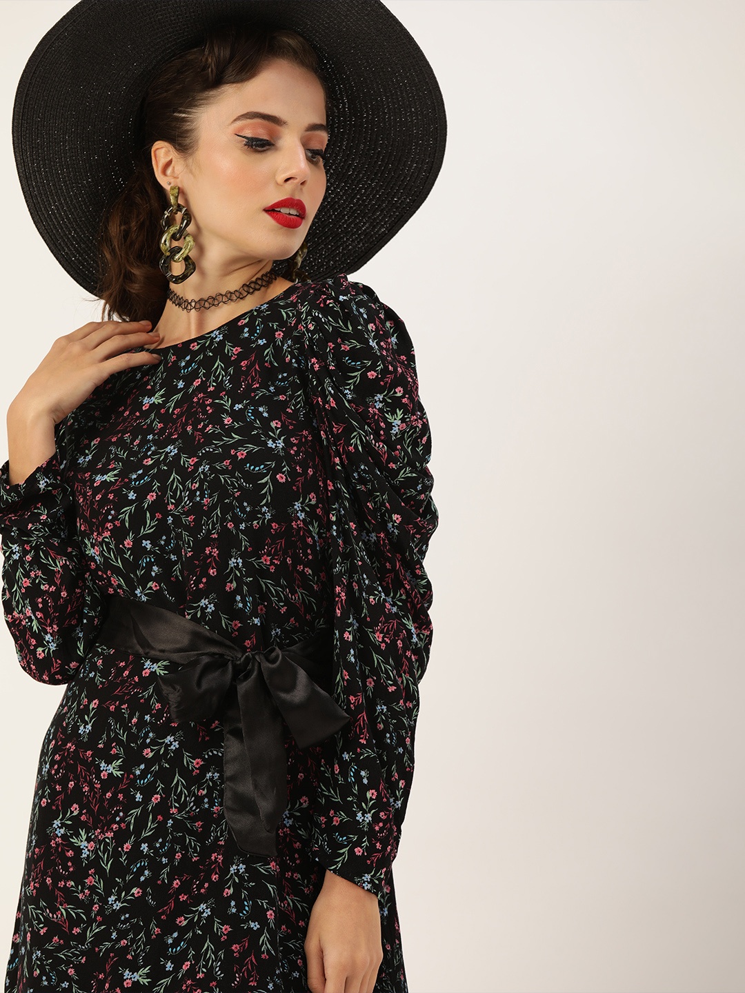 

Vaak Women Black Printed A-Line Dress