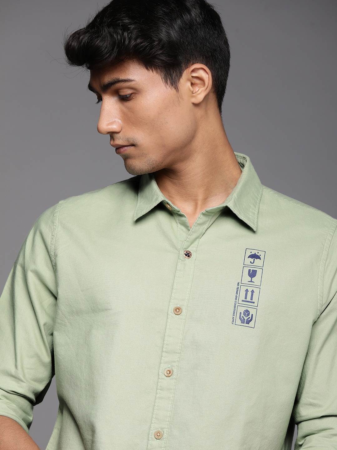 

WROGN Men Green Slim Fit Casual Shirt