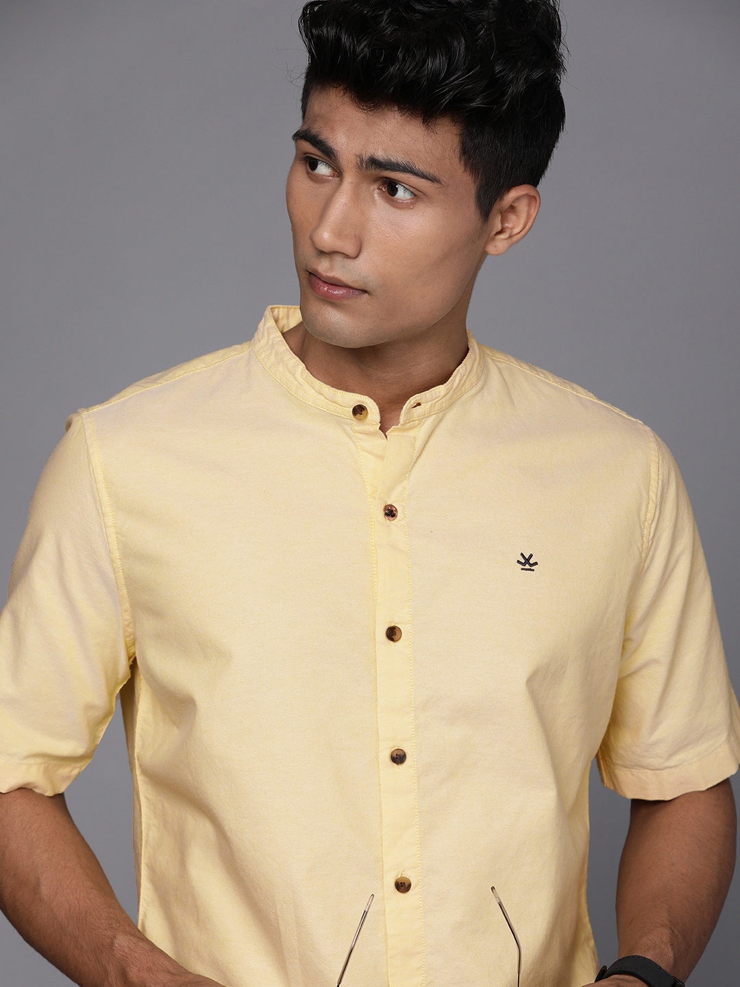 

WROGN Men Yellow Solid Slim Fit Casual Shirt