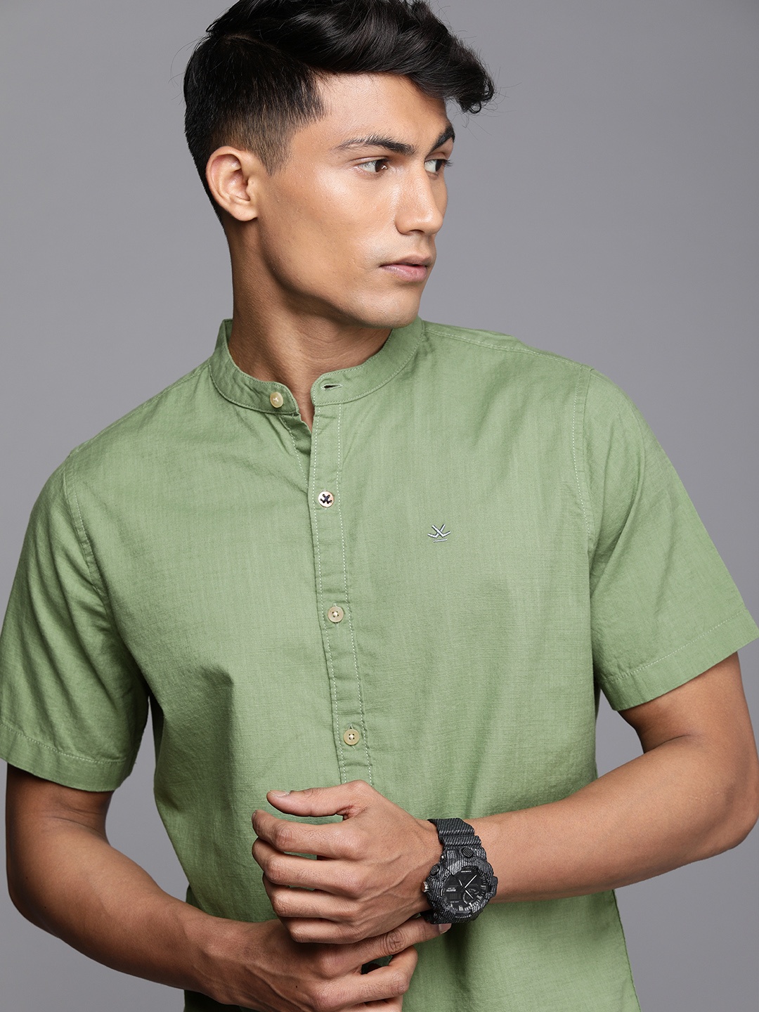 

WROGN Men Olive Green Solid Mandarin Collar Slim Fit Casual Shirt