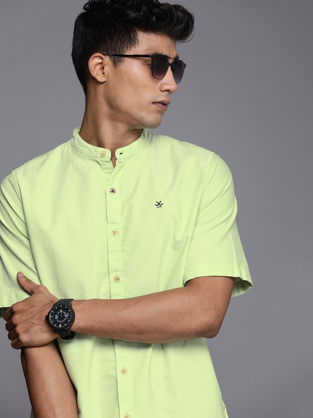

WROGN Men Green Slim Fit Solid Opaque Casual Shirt
