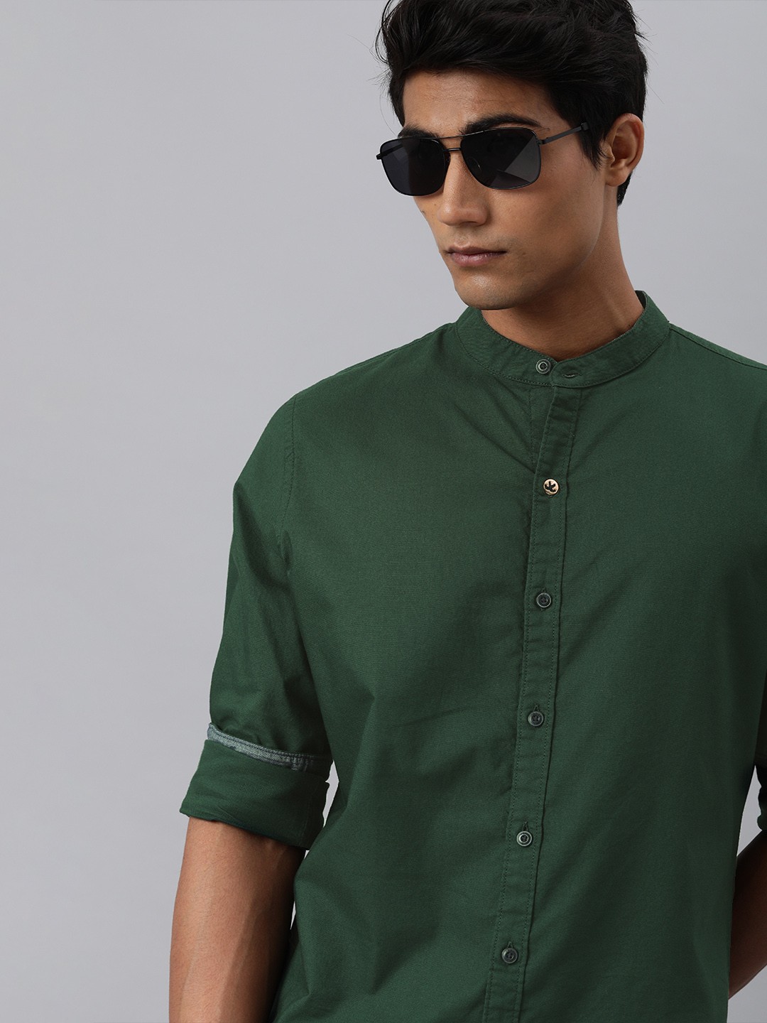 

WROGN Men Green Solid Slim Fit Casual Shirt