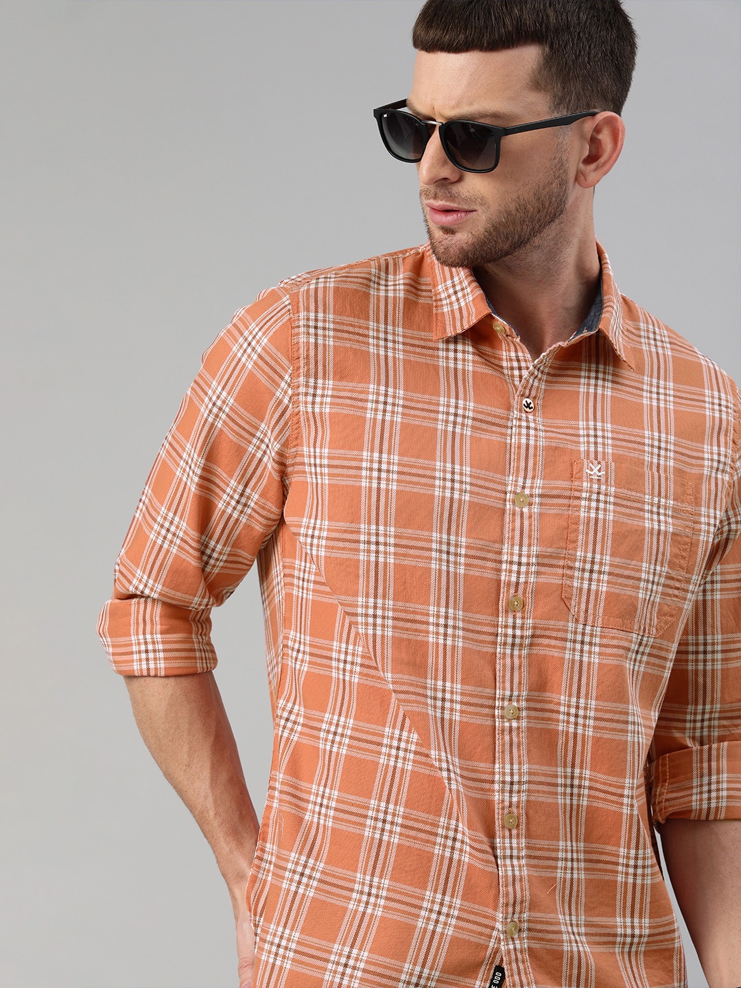 

WROGN Men Coral Orange & White Slim Fit Checked Casual Shirt