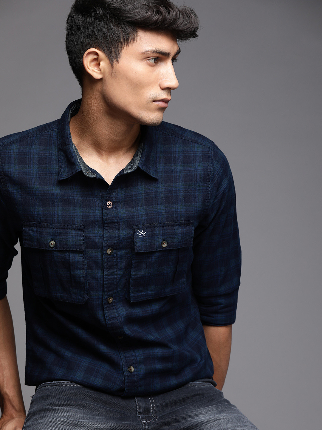 

WROGN Men Blue Slim Fit Checked Casual Shirt
