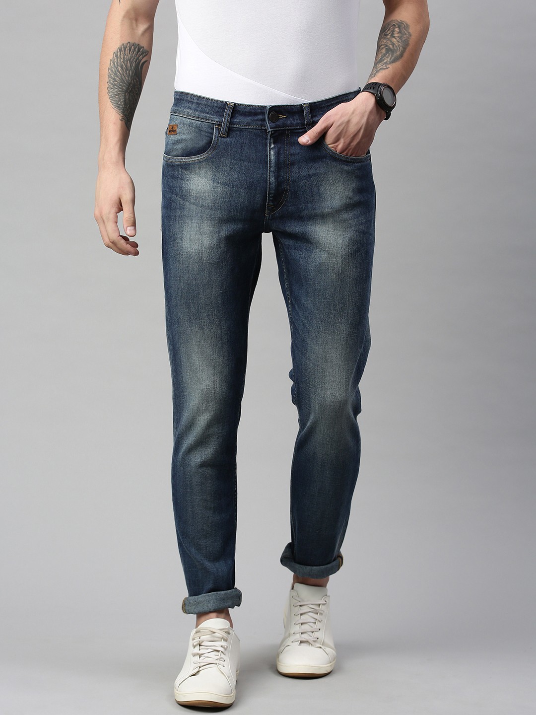 

WROGN Men Blue Slim Fit Mid-Rise Clean Look Stretchable Jeans