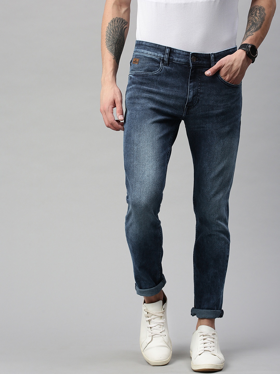 

WROGN Men Blue Slim Fit Mid-Rise Clean Look Stretchable Jeans