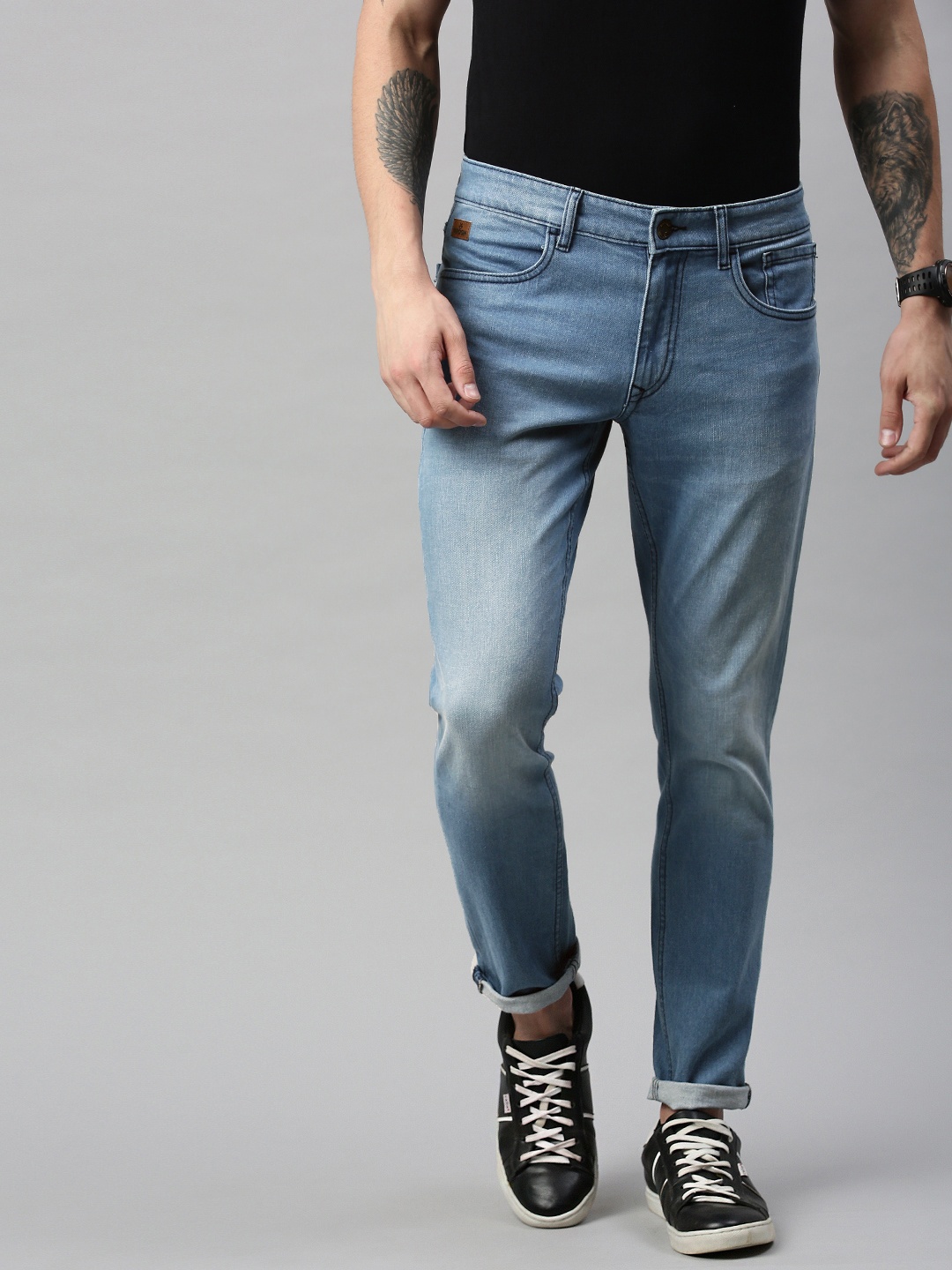 

WROGN Men Blue Slim Fit Mid-Rise Clean Look Stretchable Jeans