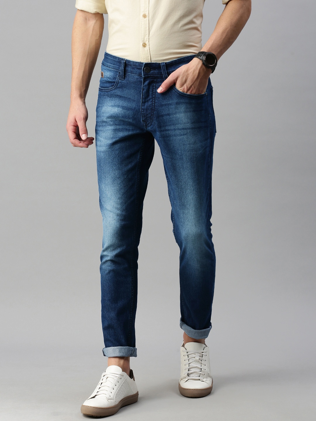 

WROGN Men Blue Slim Fit Heavy Fade Stretchable Jeans