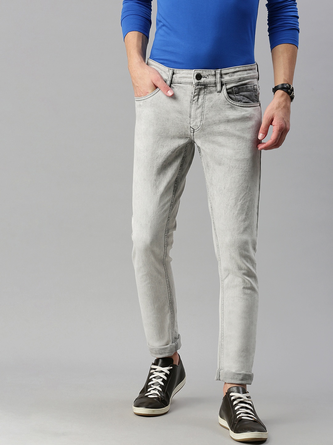 

WROGN Men Grey Slim Fit Light Fade Stretchable Jeans