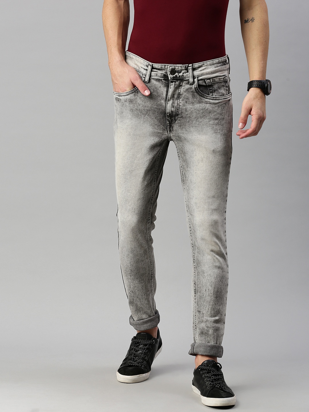 

WROGN Men Grey Skinny Fit Heavy Fade Stretchable Jeans