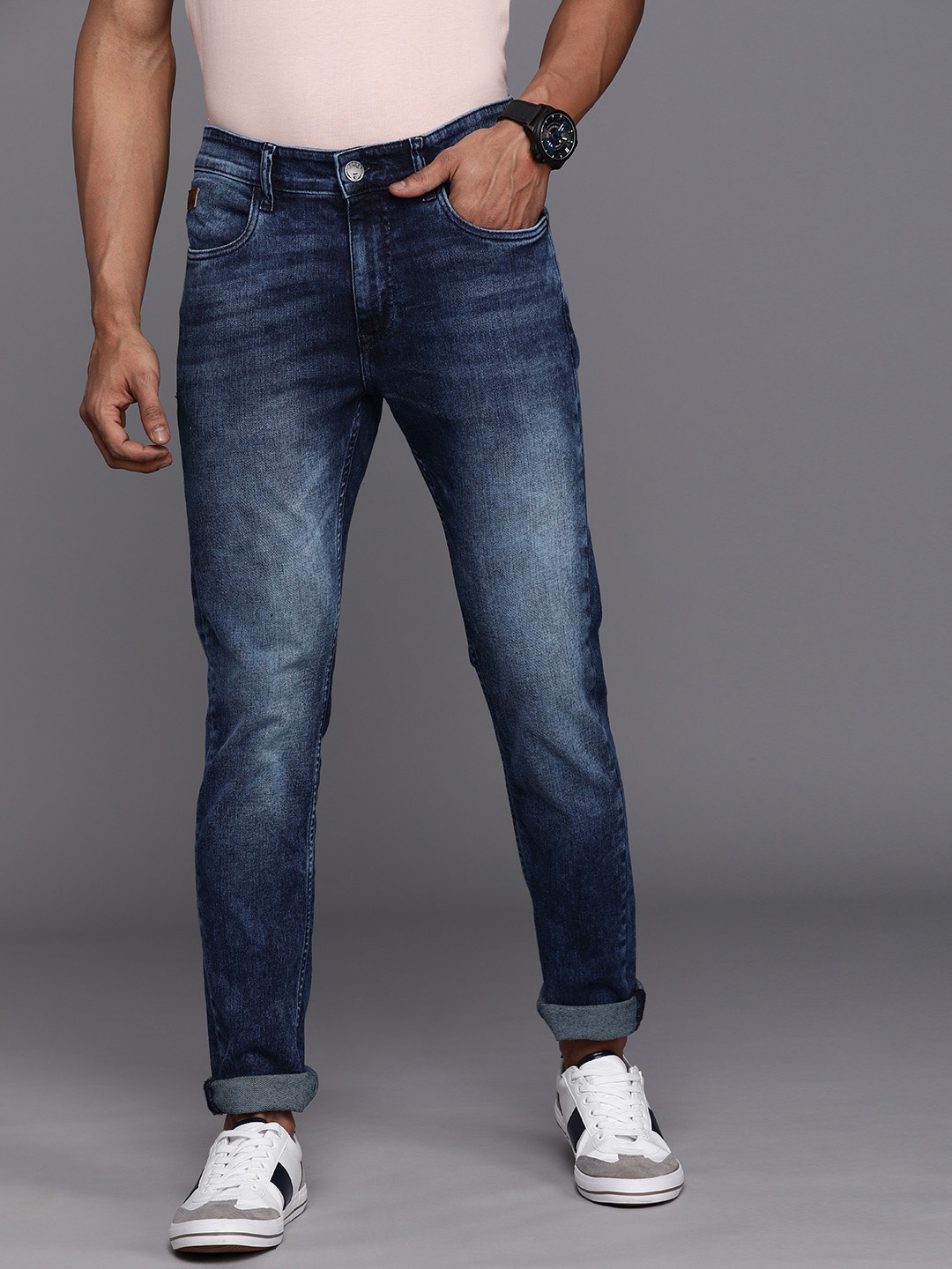 

WROGN Men Blue Skinny Fit Mid-Rise Clean Look Stretchable Jeans