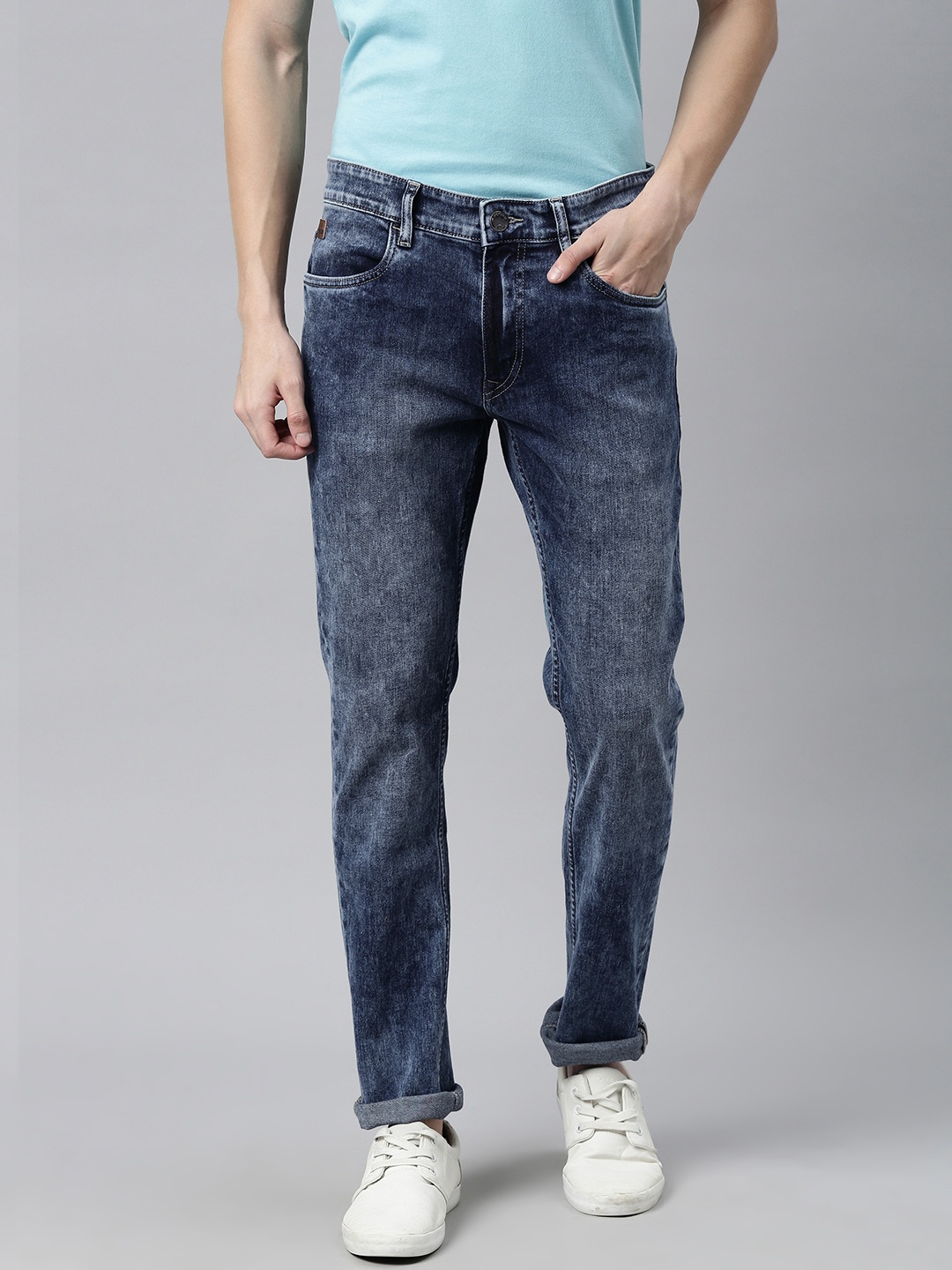 

WROGN Men Blue Slim Fit Mid-Rise Clean Look Stretchable Jeans