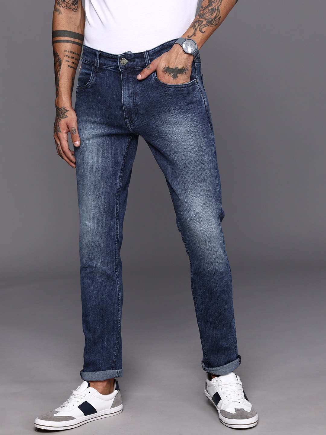 

WROGN Men Blue Slim Fit Mid-Rise Clean Look Stretchable Jeans