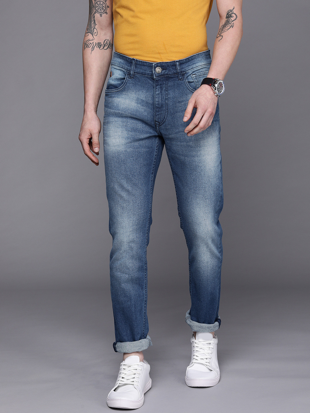 

WROGN Men Blue Skinny Fit Light Fade Stretchable Jeans