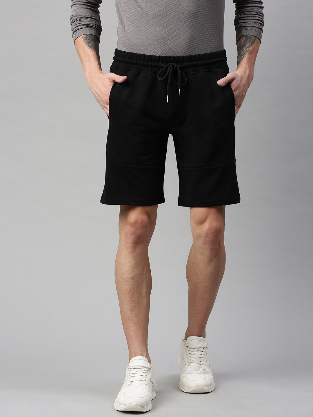 

WROGN Men Black Solid Slim Fit Shorts