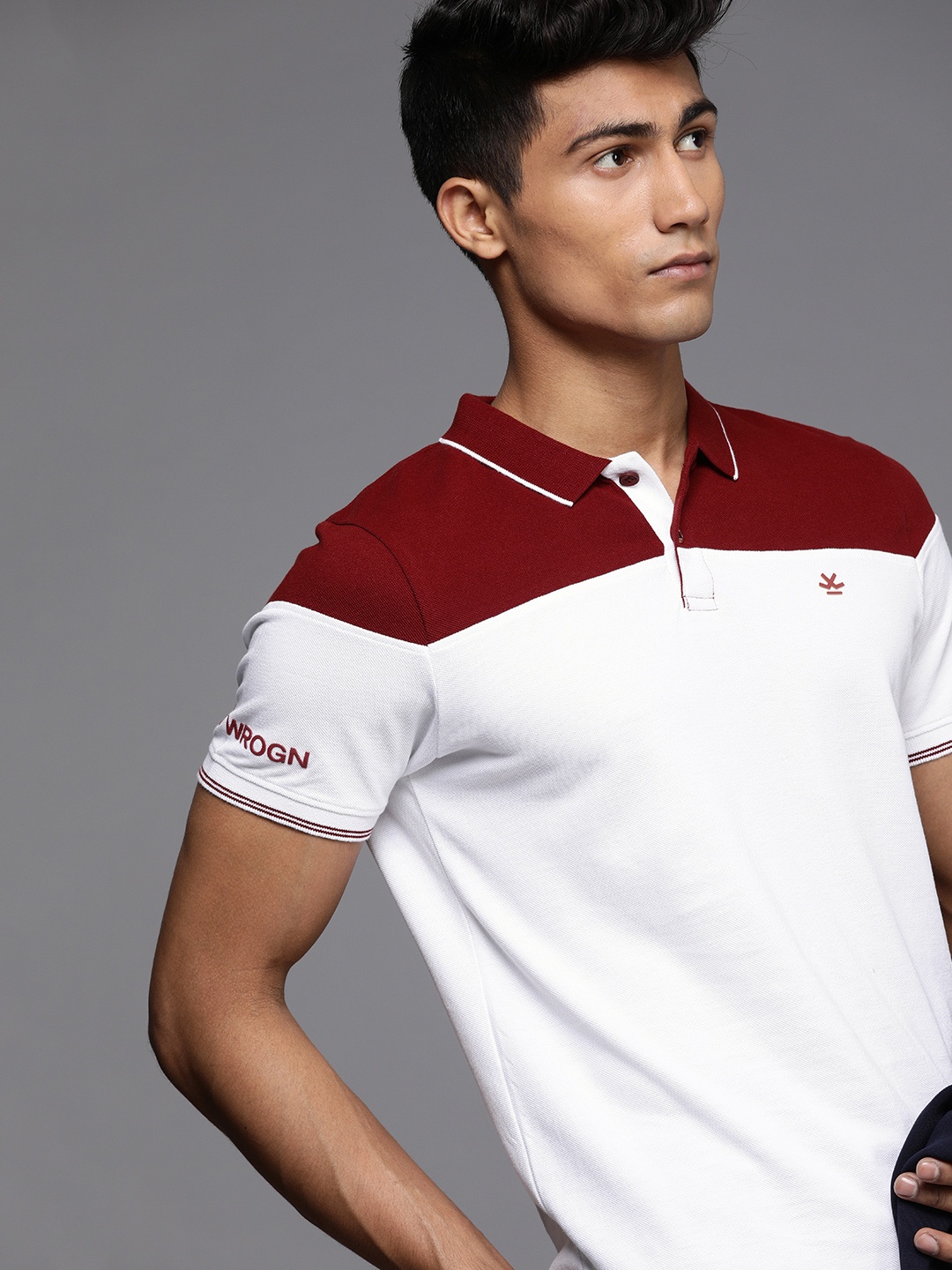 

WROGN Men White Maroon Colourblocked Polo Collar Slim Fit Pure Cotton T-shirt