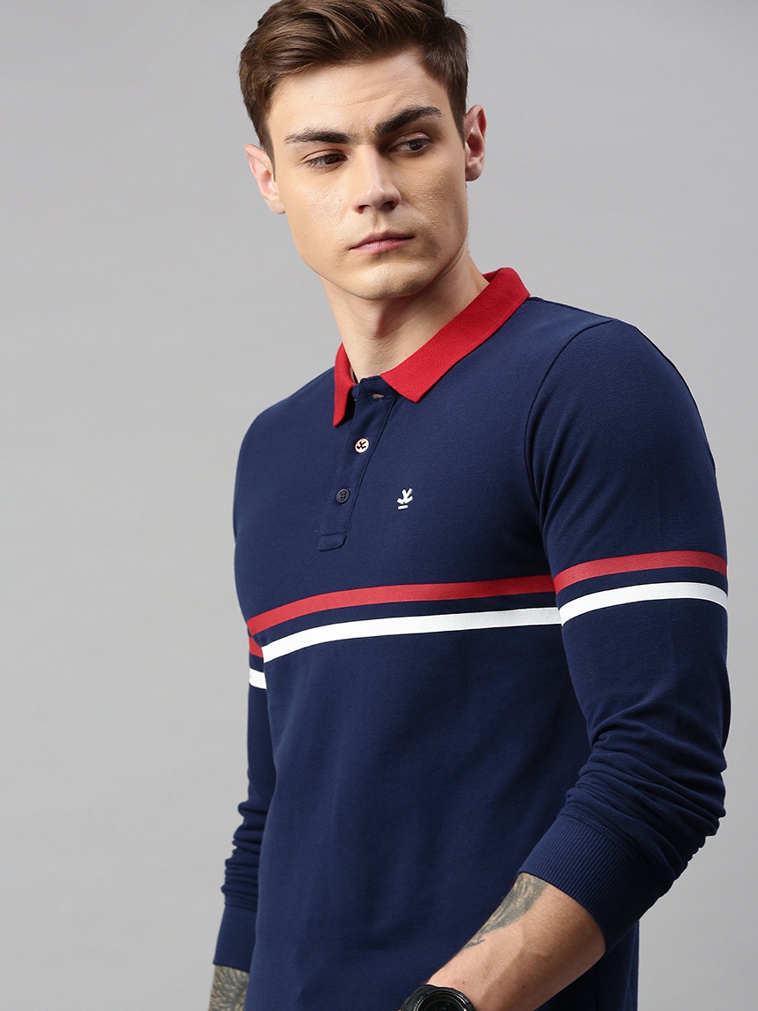 

WROGN Men Navy Blue Red Slim Fit Striped Polo Collar Pure Cotton T-shirt