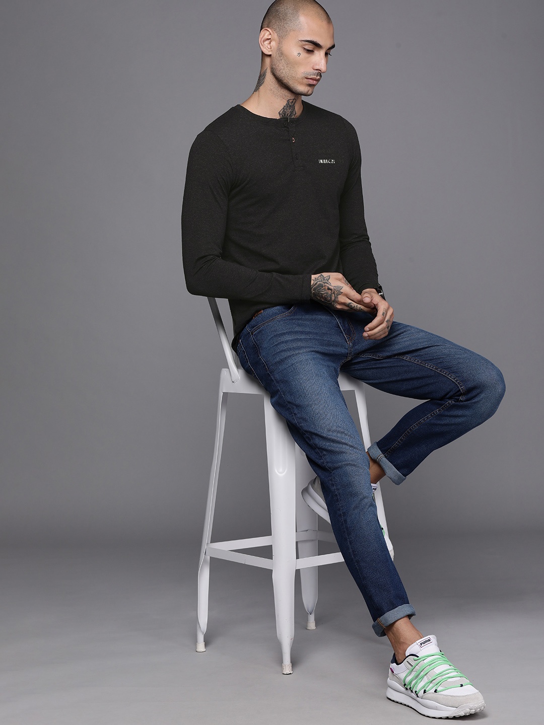 

WROGN Men Charcoal Grey Polo Collar Slim Fit T-shirt