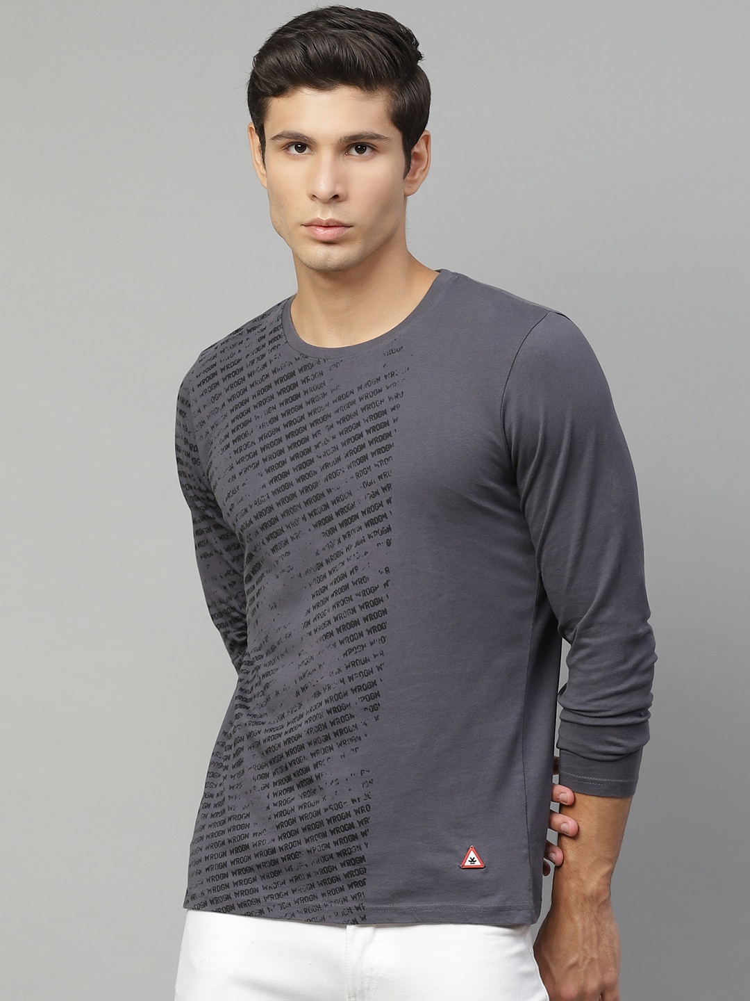 

WROGN Men Charcoal Grey Pure Cotton Brand Logo Print Pure Cotton T-shirt