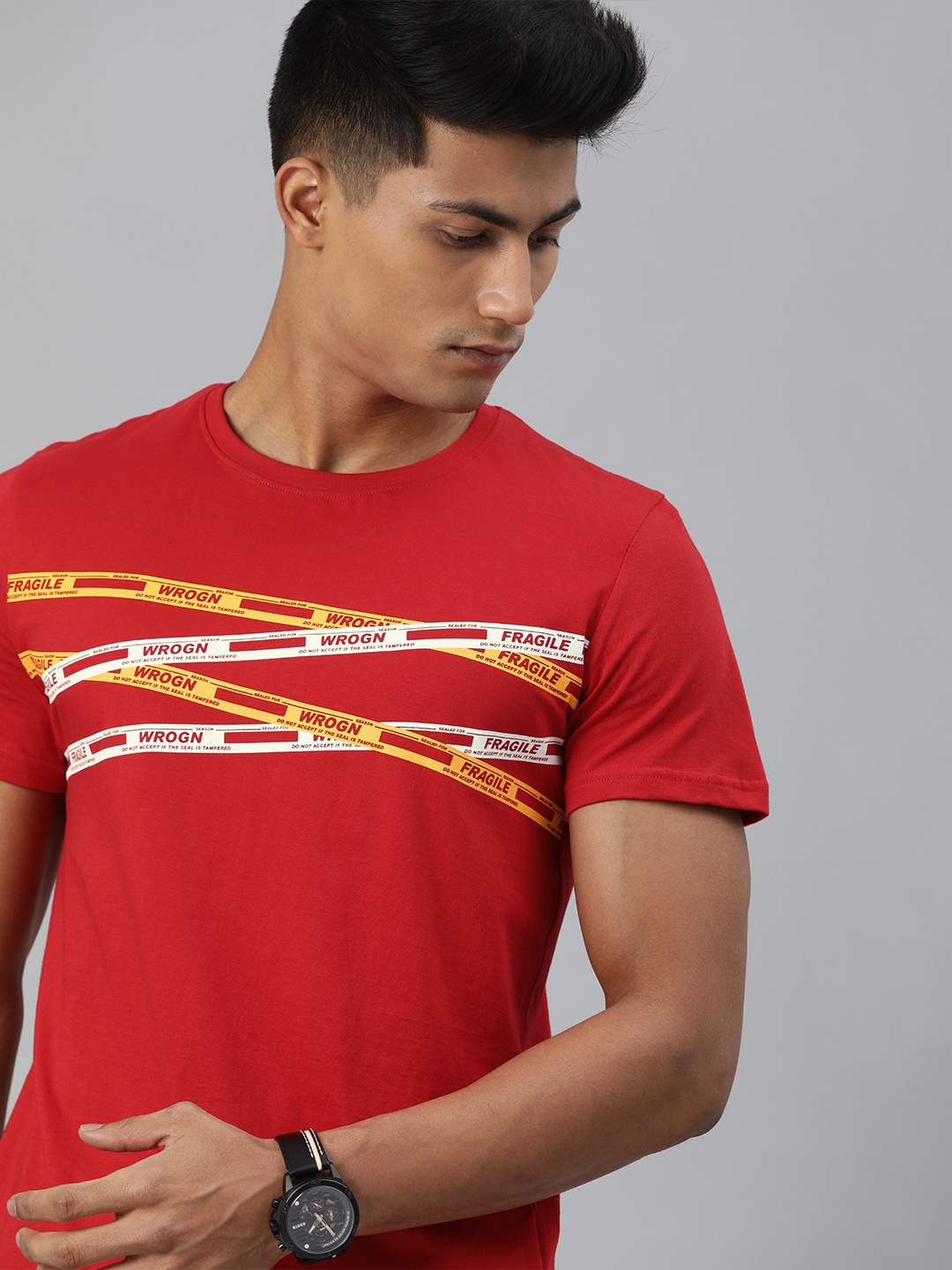 

WROGN Men Red Printed Slim Fit Round Neck Pure Cotton T-shirt