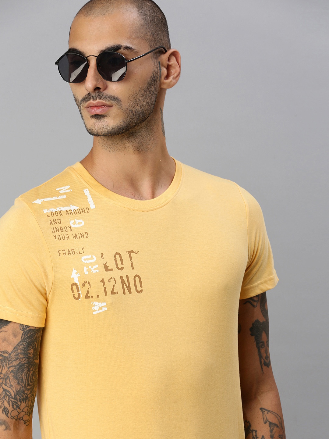 

WROGN Men Yellow Typography Printed Slim Fit Pure Cotton T-shirt