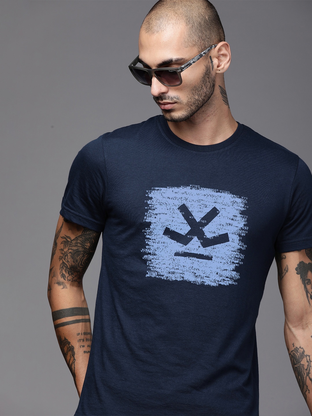 

WROGN Men Navy Blue Slim Fit Logo Printed Round Neck T-shirt