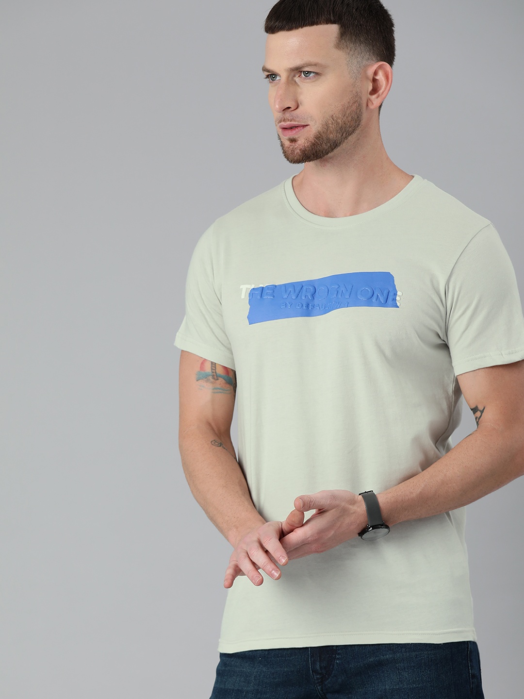 

WROGN Men Grey Slim Fit Printed Round Neck Pure Cotton T-shirt