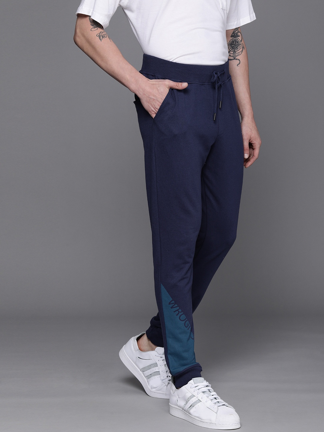 

WROGN Men Navy Blue Printed Detail Slim Fit Joggers