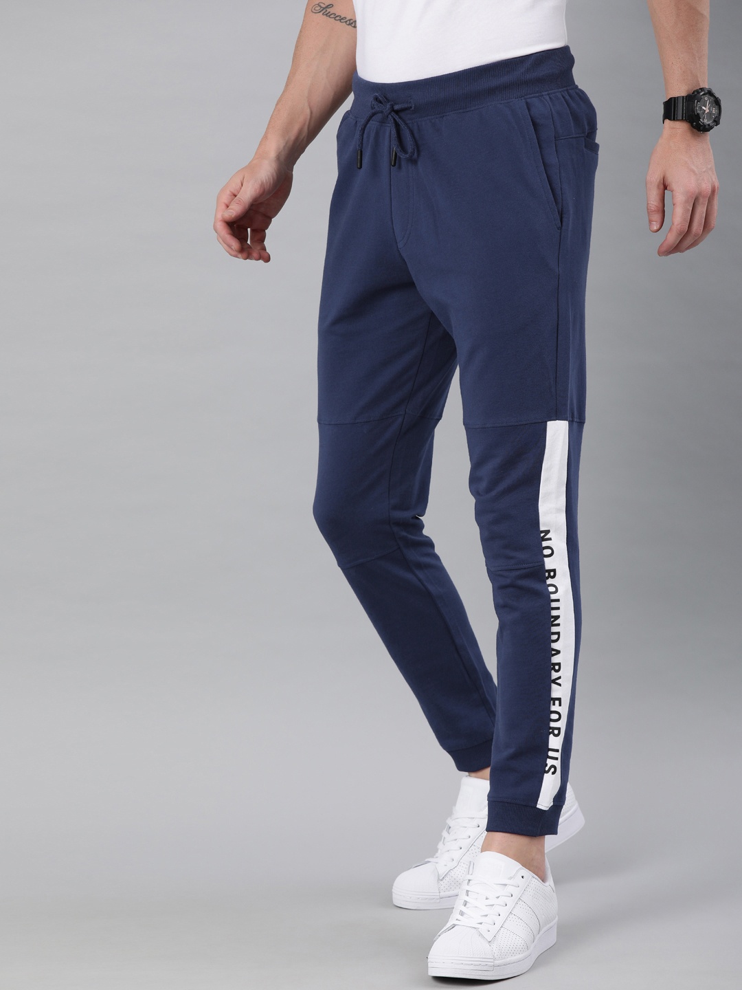 

WROGN Men Navy Blue Solid Pure Cotton Slim Fit Joggers with Side Taping