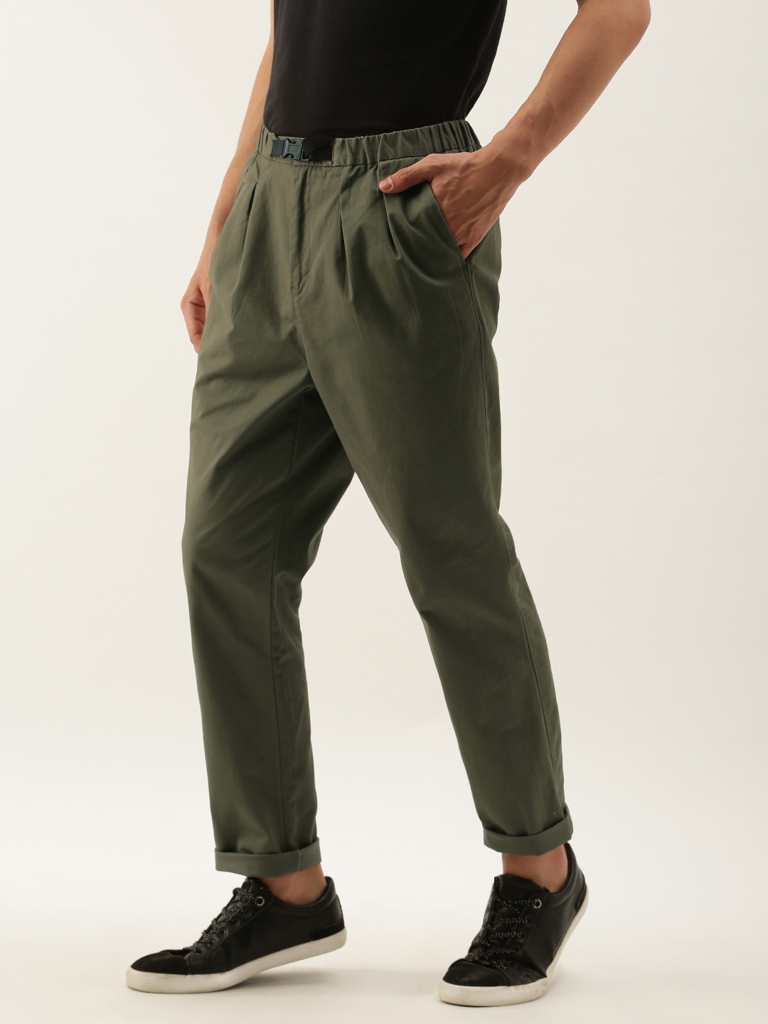 

Mr Bowerbird Men Olive Green Slim Fit Solid Cropped Chinos